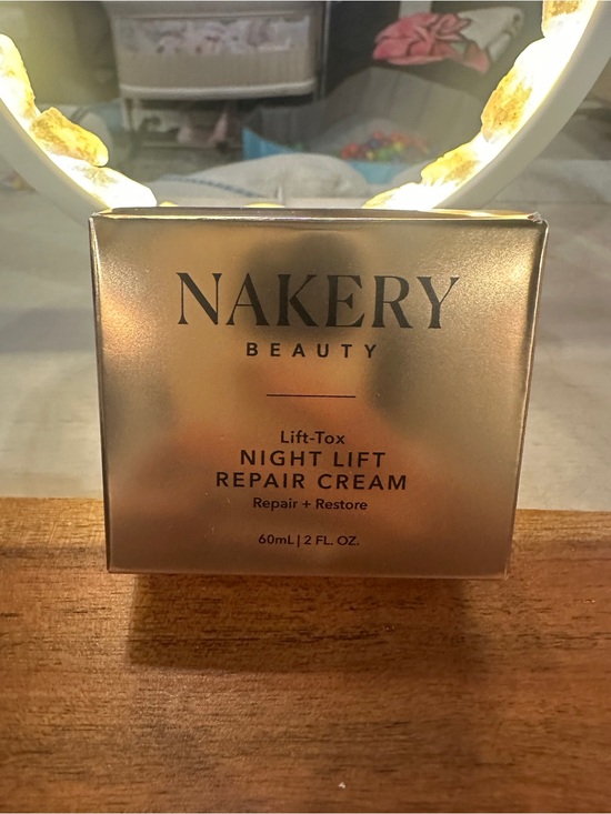 Nakery Beauty Other - Nakery Beauty Night Lift Repair Cream - Gold